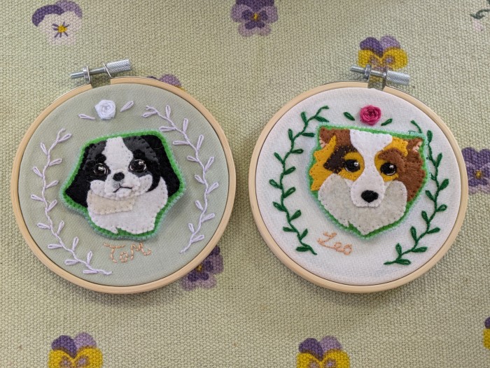 オリジナルアップリケブローチのオーダーを店頭にて受注生産しています。