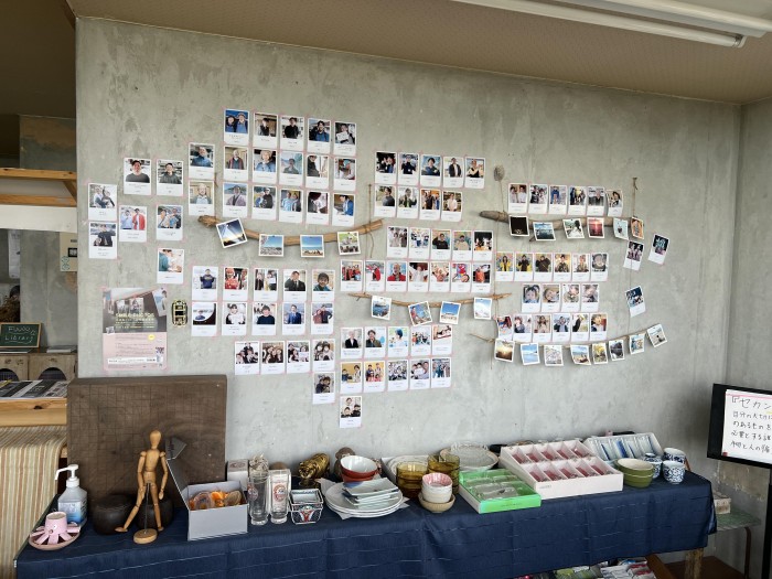 フウドでは、江田島100人の笑顔写真展が巡回展示されてます！